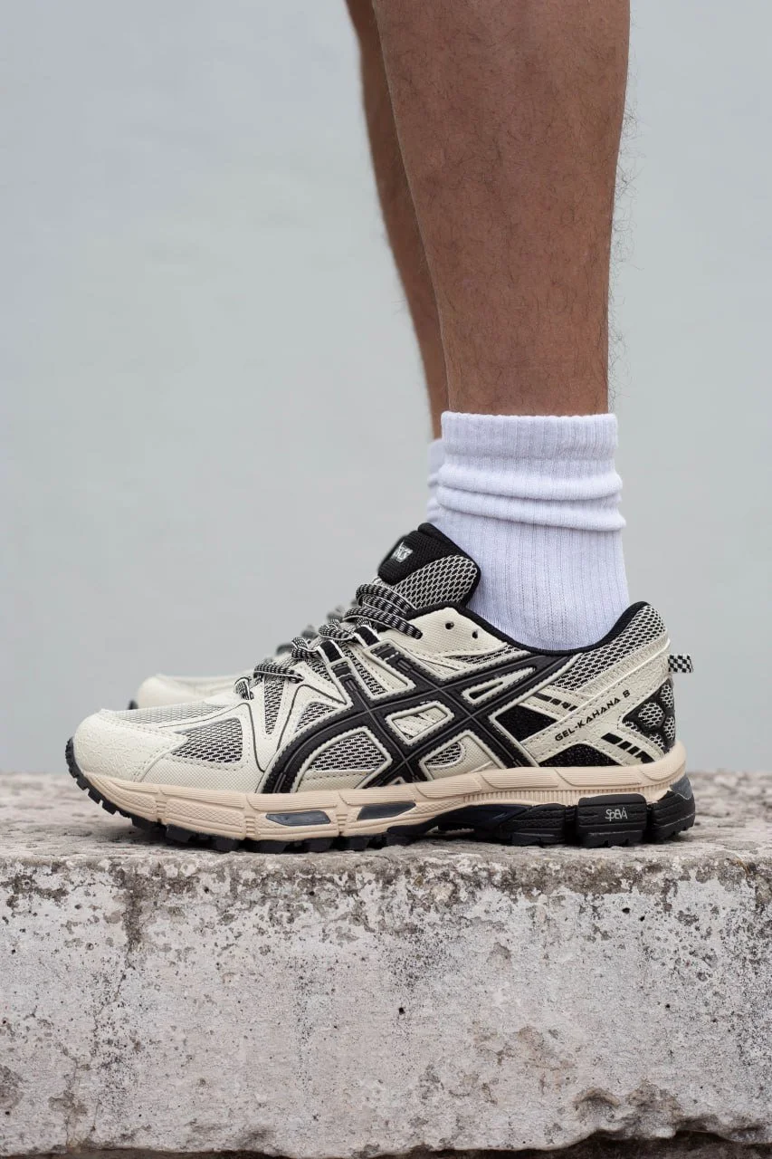 Кросівки Asics Gel-Kahana 8 Beige Black 45, фото №1