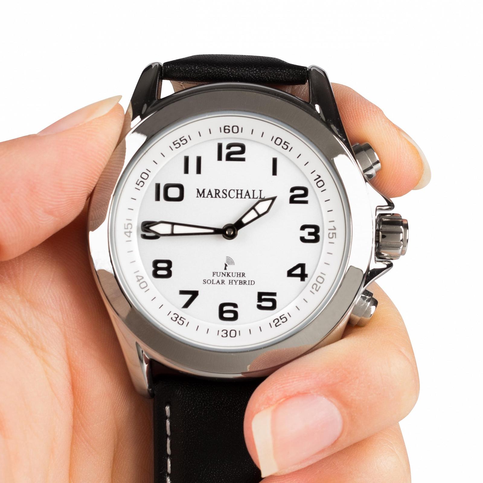 Говорящие наручные радиочасы Marschall German 1146wl с солнечной панелью для слепых, пожилых людей и людей с деменцией черный кожаный ремешок, фото №6