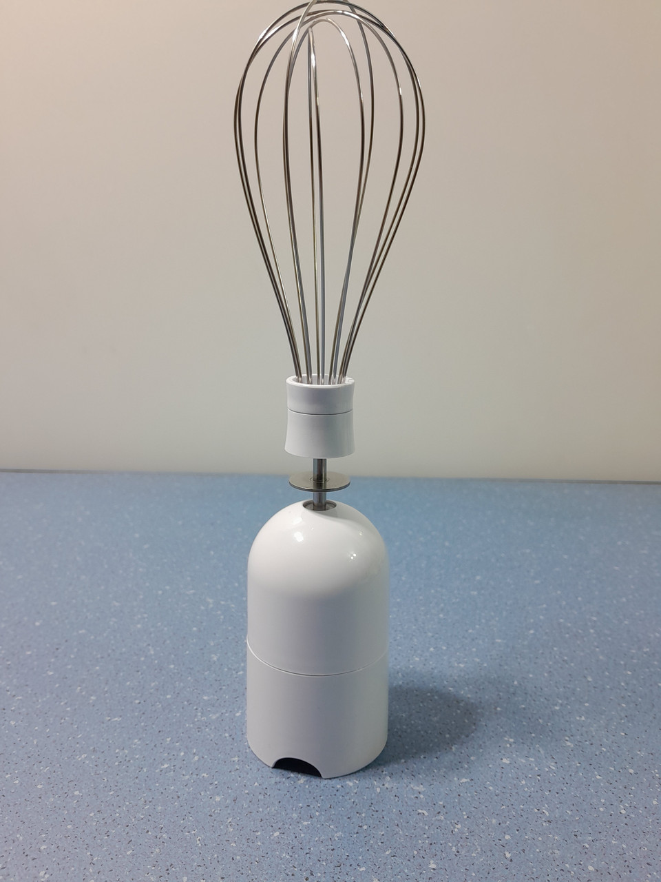 Редуктор с венчиком для блендера Liberton LHB-0301, фото №2