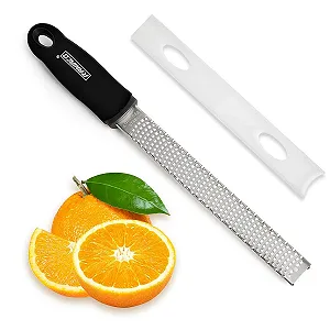 Терка Raniaco для пармезану, лимона, імбиру, мускатного горіха, лезо з гострої нержавіючої сталі, з захисною кришкою synthetic.ua - Фото 1