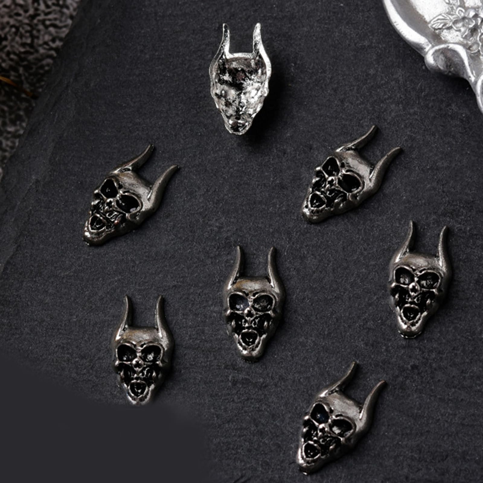 Прикраси для нігтів 3D на Хелловін Череп Вінтажний Скелет 10 шт, фото №1