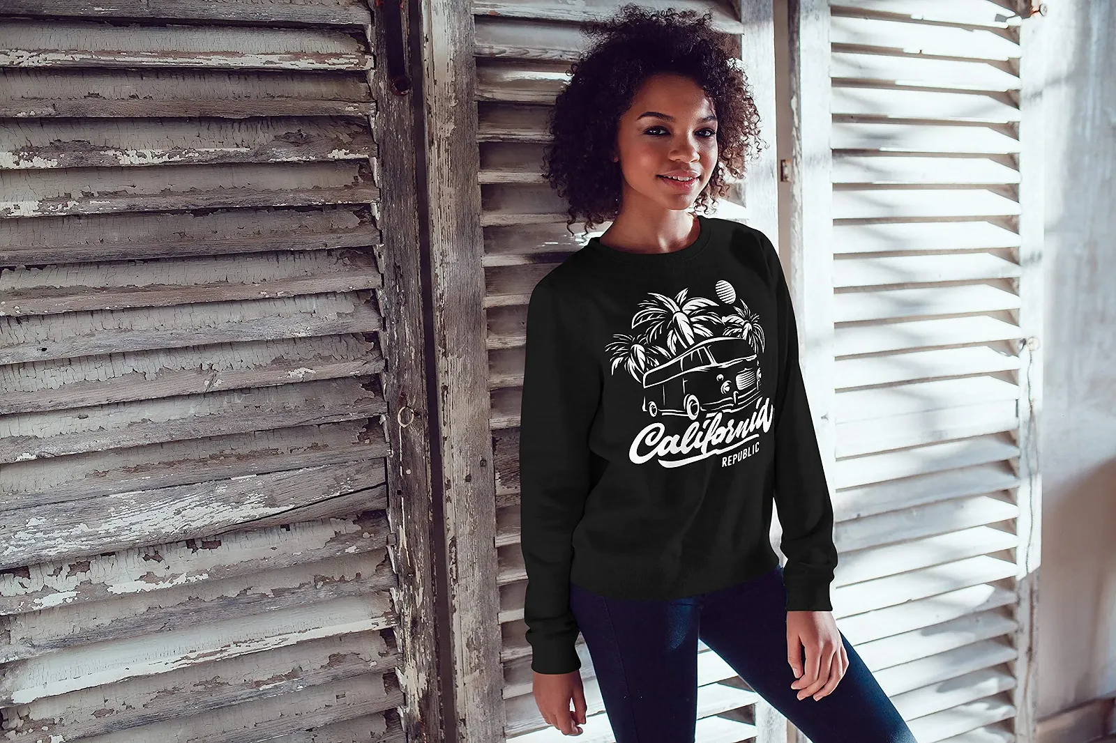 Женский свитшот Neverless California Lettering Surf Bus Palm Trees Adventure Holiday, фото №2