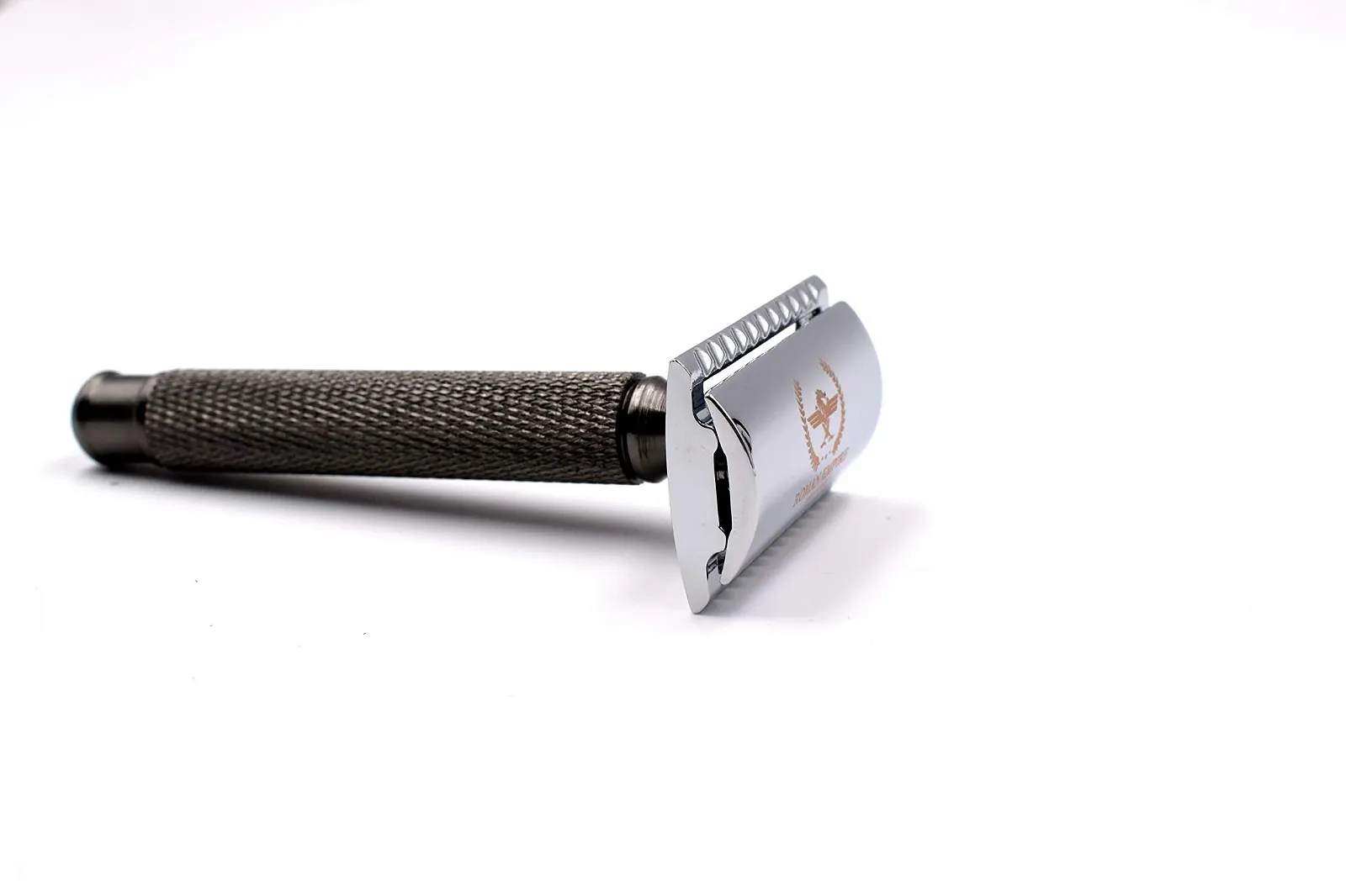 Набор для бритья Caesar Red Brass Safety Razor с 20 лезвиями, фото №6 Набор для бритья Caesar Red Brass Safety Razor с 20 лезвиями, фото №6