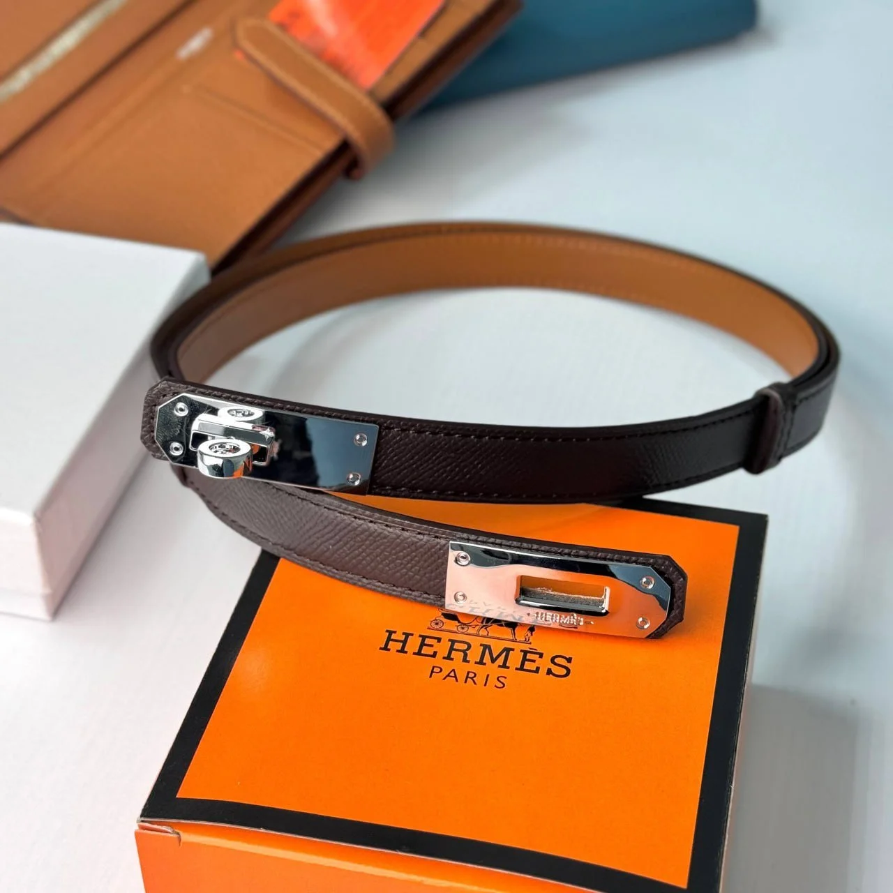 Жіночий шкіряний ремінь темно коричневого кольору Hermes Гермес, фото №3