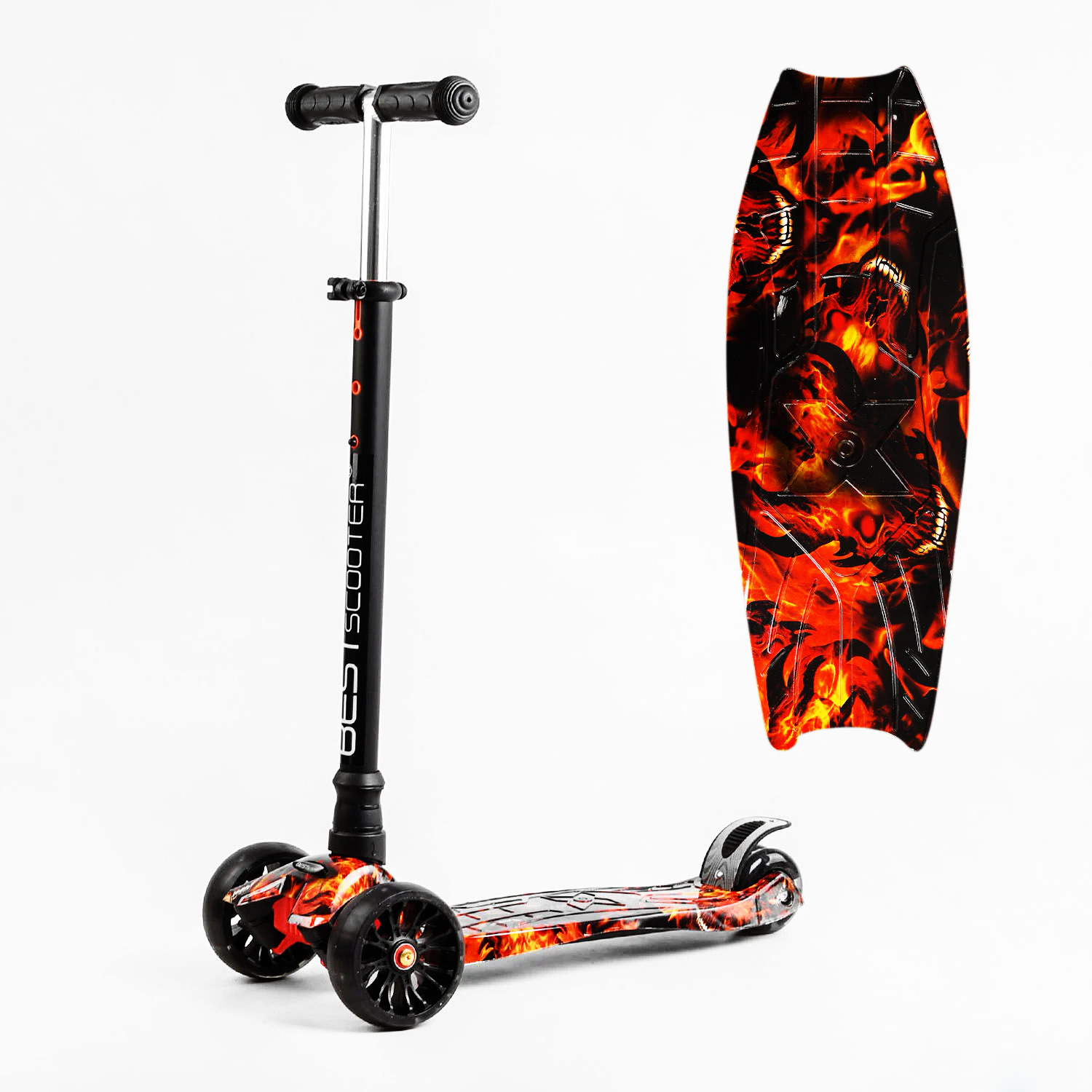 Самокат Best Scooter MAXI S 4 колеса PU СВЕТ Fire and skulls 60 кг Разноцветный 113935, фото №2 Самокат Best Scooter MAXI S 4 колеса PU СВЕТ Fire and skulls 60 кг Разноцветный 113935, фото №2