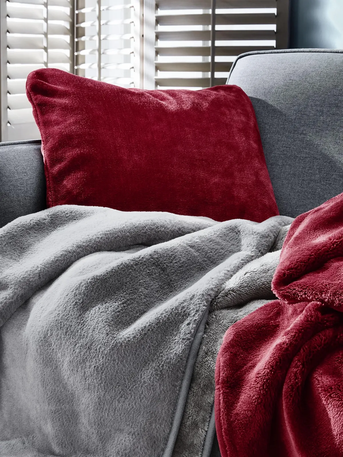 Одеяло Liebling Merino Touch, ультра пушистый плед для дивана или двусторонний плед, можно стирать, 180 x 220 см, карминно-красный, фото №3