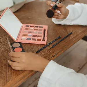 Пінцет-Пензлі для консилера FRCOLOR ціна на synthetic.ua - Фото 1 Пінцет-Пензлі для консилера FRCOLOR synthetic.ua - Фото 1