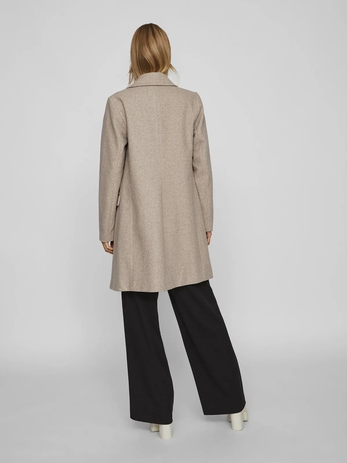 Пальто Vila Vilunna L/S Coat/Pb Short, фото №4 Пальто Vila Vilunna L/S Coat/Pb Short, фото №4