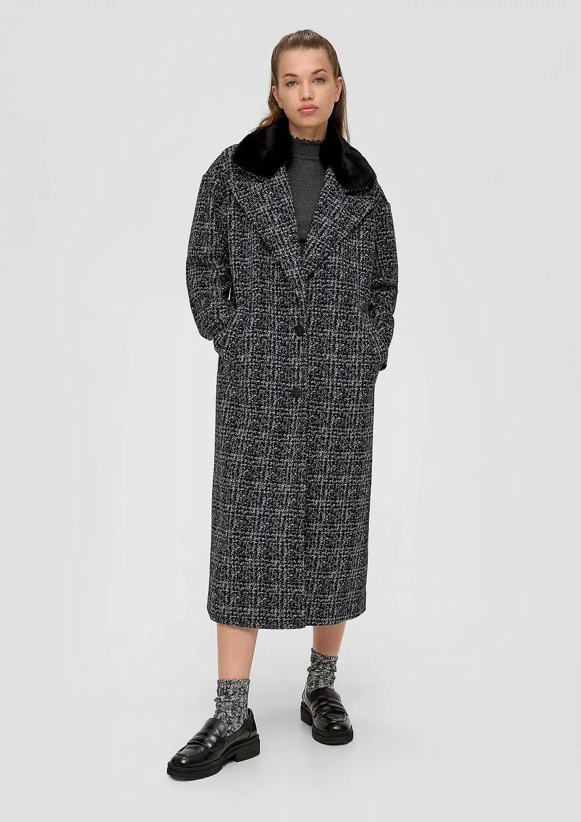 Пальто QS зі знімним плюшевим коміром, фото №3 Пальто QS зі знімним плюшевим коміром, фото №3