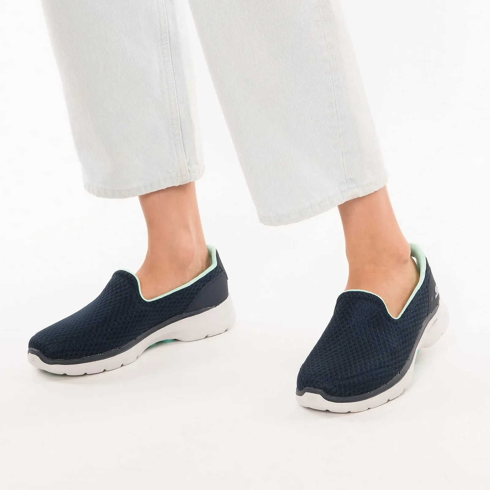 Кроссовки Skechers Go Walk 6-Big Splash Женские, фото №2