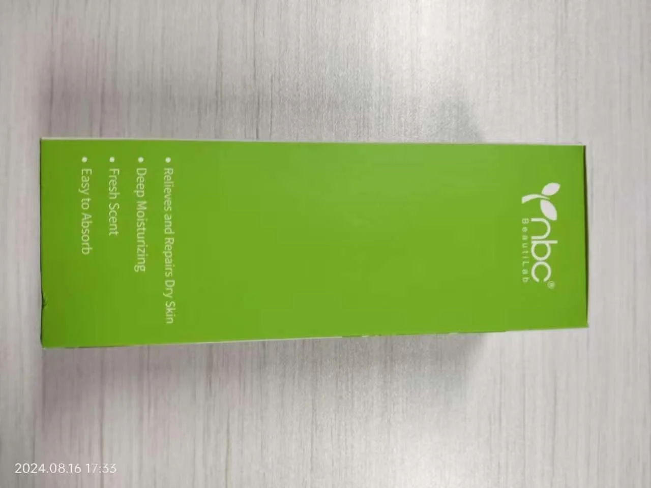 Крем для ног Foot Cream для сухой и потрескавшейся кожи, с глицерином, витамином E и мятой, 250 мл, фото №3