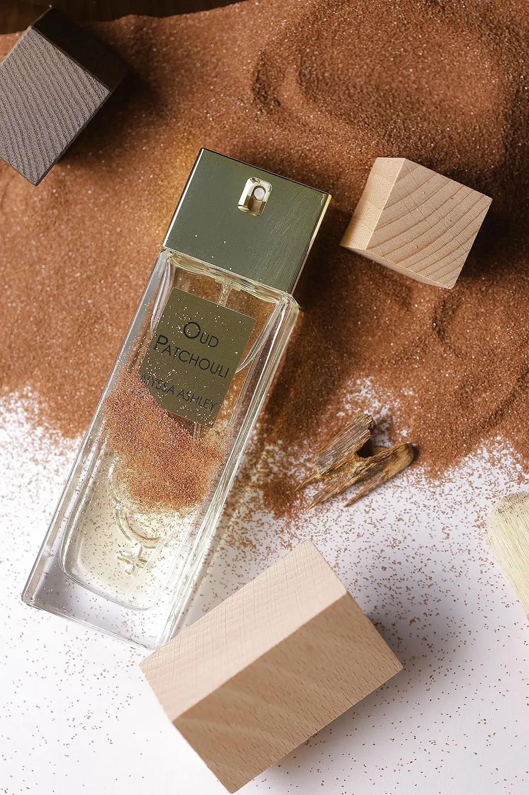 Парфюмированная вода Alyssa Ashley Oud Patchouli 100мл, фото №3 Парфюмированная вода Alyssa Ashley Oud Patchouli 100мл, фото №3