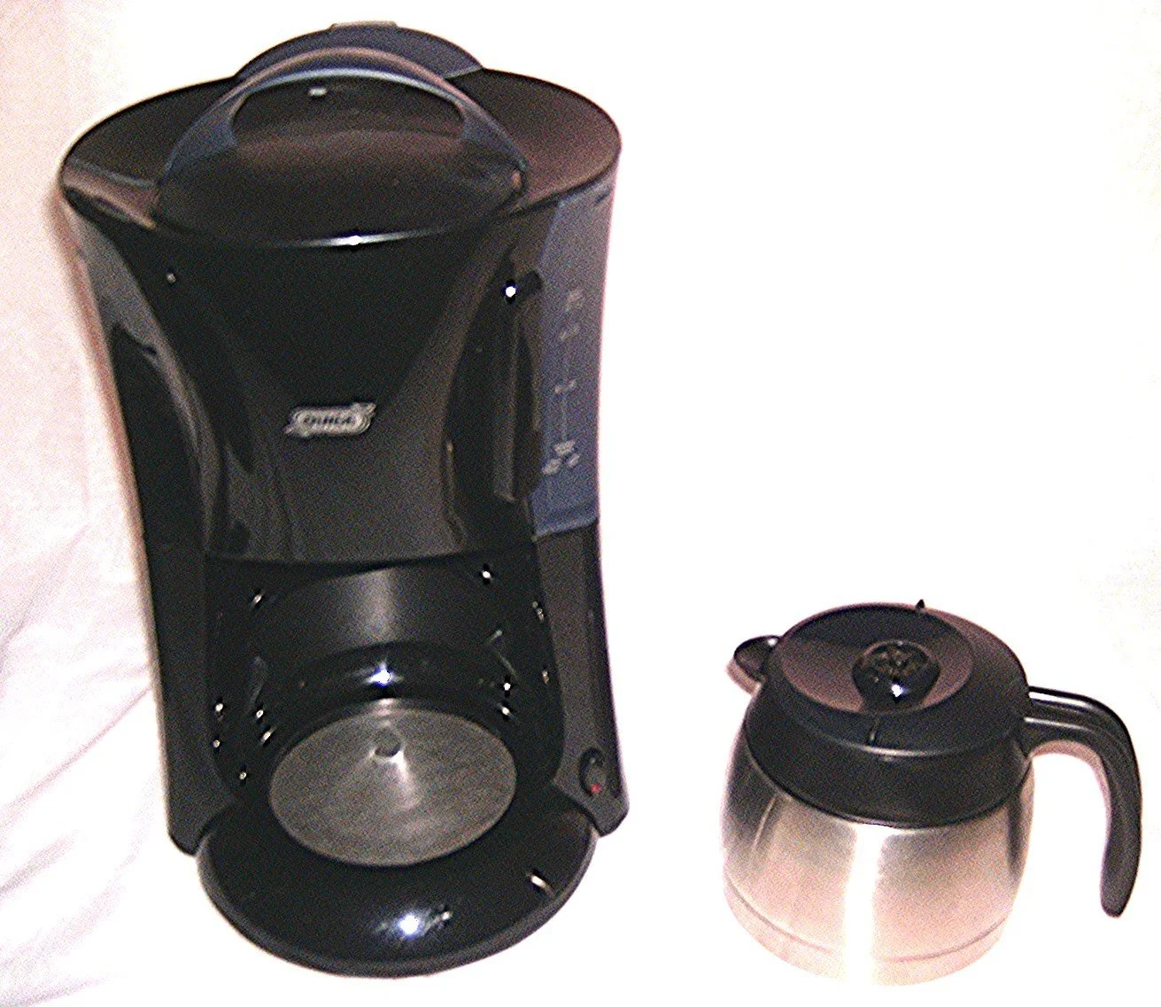 Капельная кофеварка Quigg KM 26009 с термокувшином из нержавеющей стали, фото №3