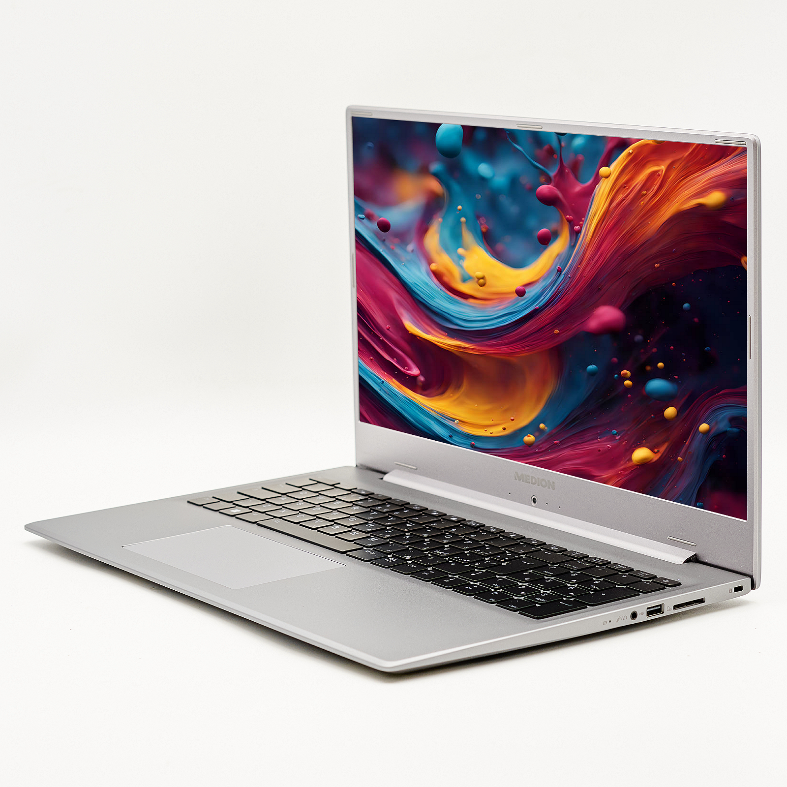 Ноутбук 17,3" Medion (Lenovo Group) Akoya P17609 | Intel Core i5-1135G7 | IPS (1920x1080) FullHD | RAM 16 ГБ | SSD 512 ГБ | HDD 2 ТБ | Nvidia GeForce | Метал | підсвітка | Win11 (4913), фото №4