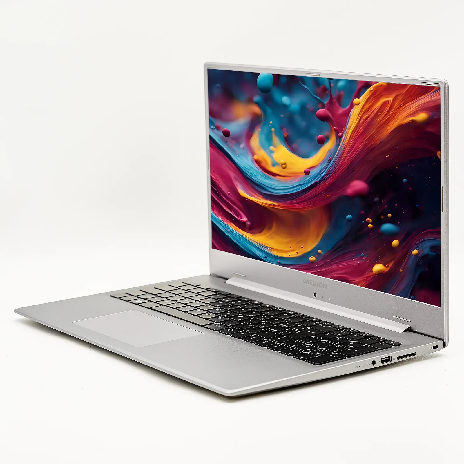 Ноутбук 17,3" Medion (Lenovo Group) Akoya P17609 | Intel Core i5-1135G7 | IPS (1920x1080) FullHD | RAM 16 ГБ | SSD 512 ГБ | HDD 2 ТБ | Nvidia GeForce | Метал | підсвітка | Win11 (4913), фото №4