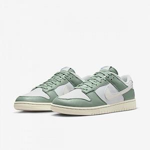 Кроссовки Nike Dunk Low Mica Green 45.5 synthetic.ua - Фото 1