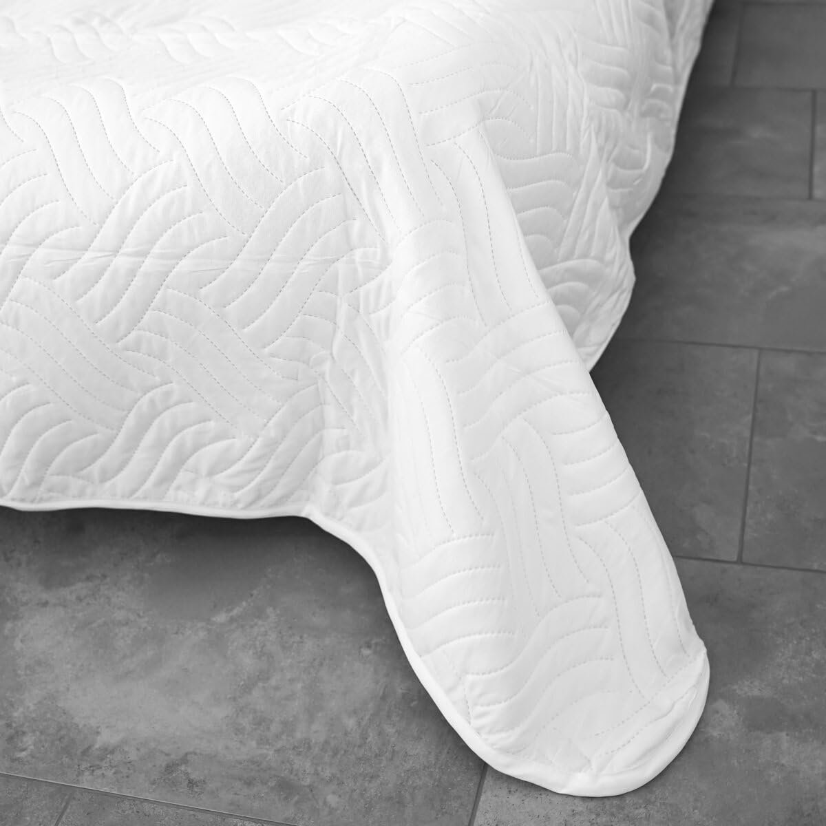 Покривало COFI Однотонне 1453 240 x 220 см, білий, фото №3 Покривало COFI Однотонне 1453 240 x 220 см, білий, фото №3