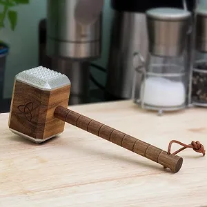 Молоток для мяса getDigital Mjölnir (молот Тора) из акации с алюминиевыми ковпачками и рунами synthetic.ua - Фото 1