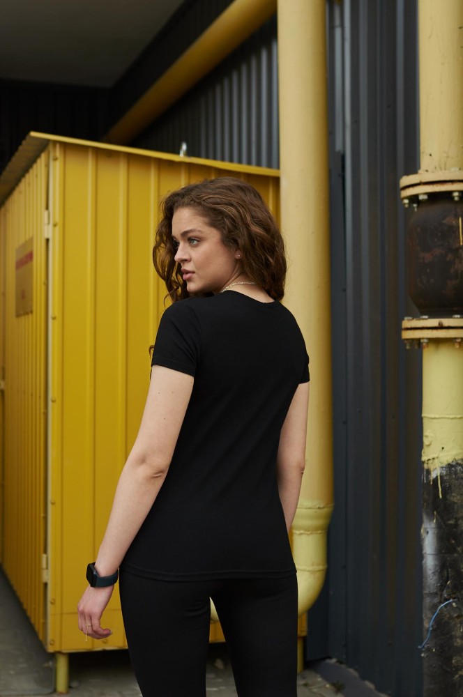 Жіноча футболка Nike чорна, фото №8