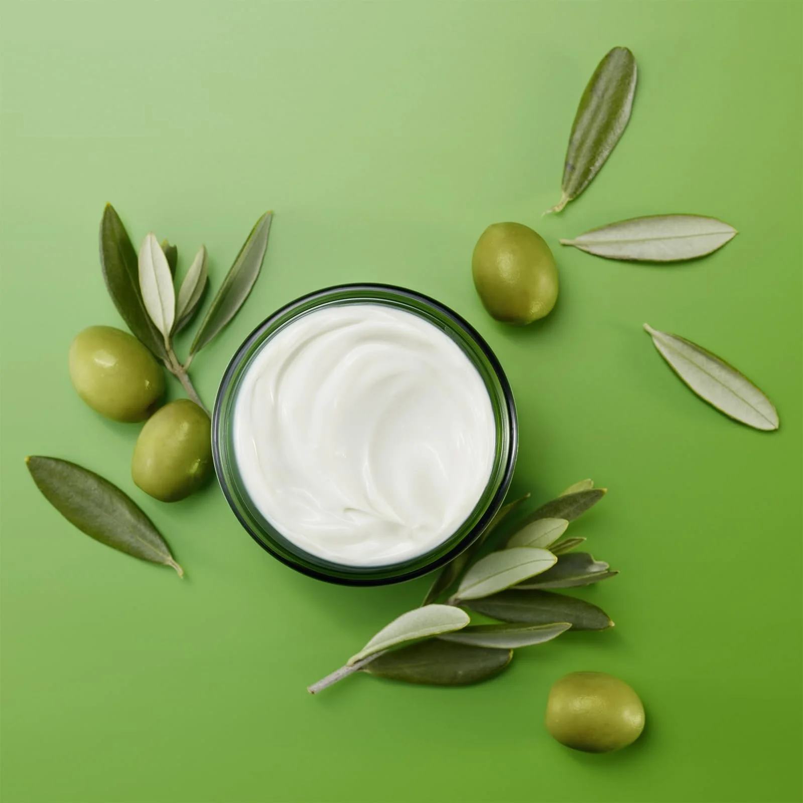 Денний крем WELEDA Organic Skin Food Moisture & Glow зі скваланом та олією ши 40 мл, фото №4 Денний крем WELEDA Organic Skin Food Moisture & Glow зі скваланом та олією ши 40 мл, фото №4