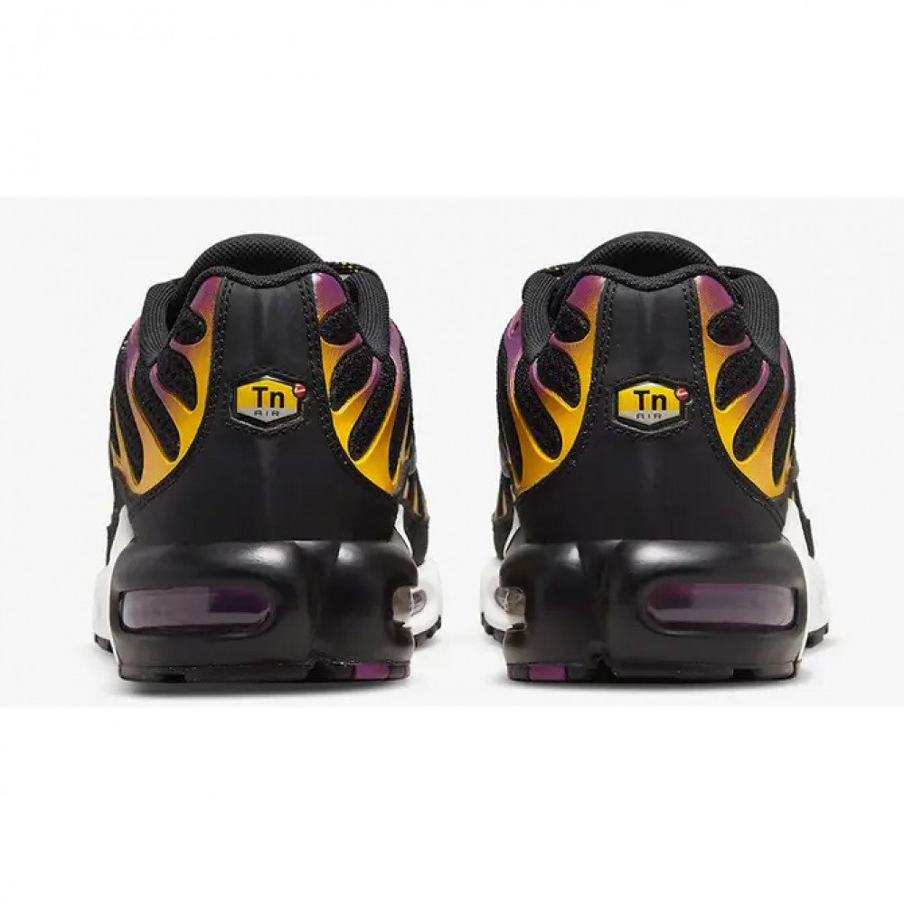 Кросівки бігові Nike Air Max Plus University 40.5, фото №5