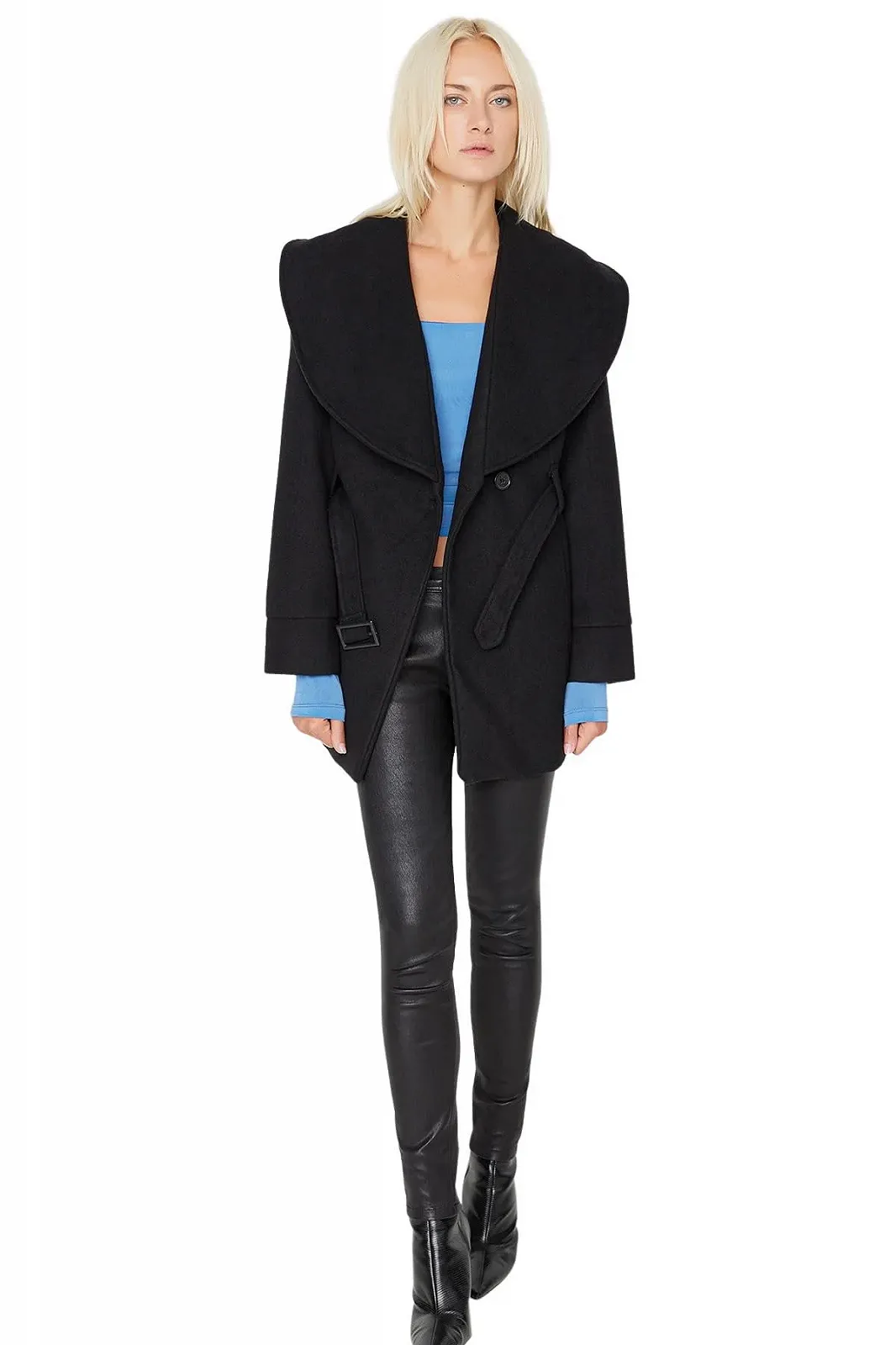 Пальто TRENDYOL Женское Двубортное Обычного Кроя Однотонное, фото №3 Пальто TRENDYOL Женское Двубортное Обычного Кроя Однотонное, фото №3