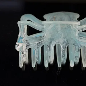 Заколка для волос WeLoveBeads большая 9 см голубая synthetic.ua - Фото 1