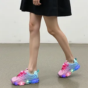 Кроссовки со светодиодами и девочек 1-15 лет synthetic.ua - Фото 1
