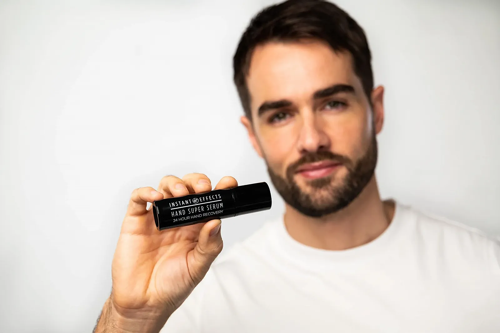 Сироватка для рук Instant Effects Super Serum - 24-годинний регенераційний крем проти старіння шкіри, фото №4