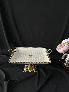 Блюдо из фарфора с золотой окантовкой на золотой ножке 27 см - Фото 1