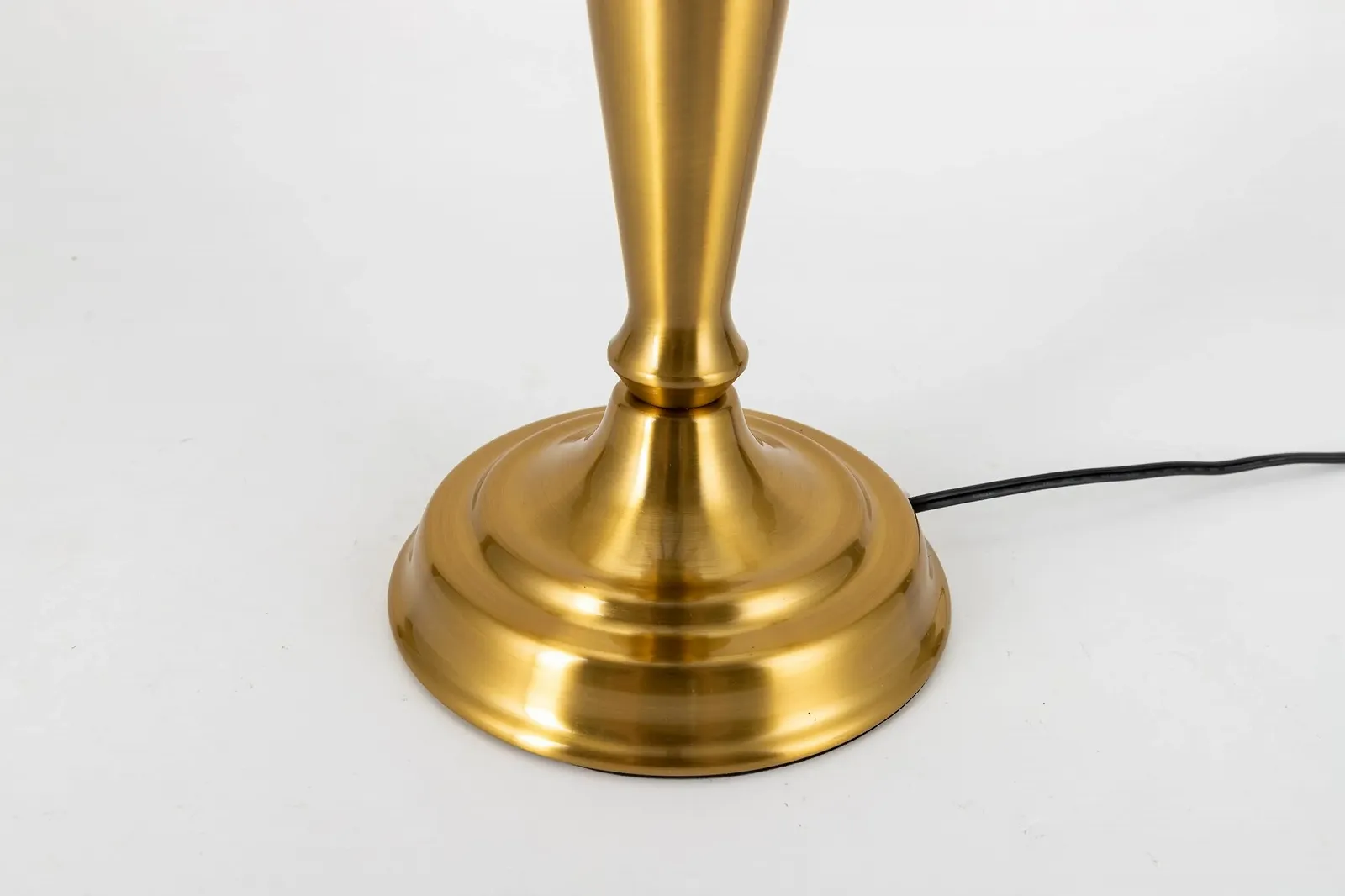 Настільна лампа приліжкова вінтажна металева з вимикачем на кабелі E27, фото №3