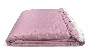 Покривало стьобане Tex family Однотонний з оборкою - Двоспальне - Рожевий/Кремовий synthetic.ua - Фото 1