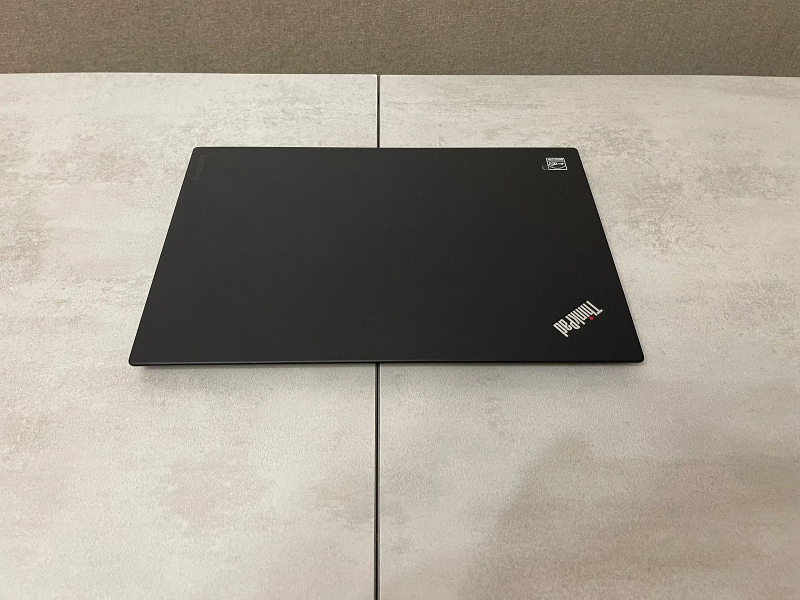 Ультрабук Lenovo ThinkPad X1 Carbon 4th Gen., 14" FHD IPS, i5-6300U, 8GB, 128GB SSD, фото №5 Ультрабук Lenovo ThinkPad X1 Carbon 4th Gen., 14" FHD IPS, i5-6300U, 8GB, 128GB SSD, фото №5