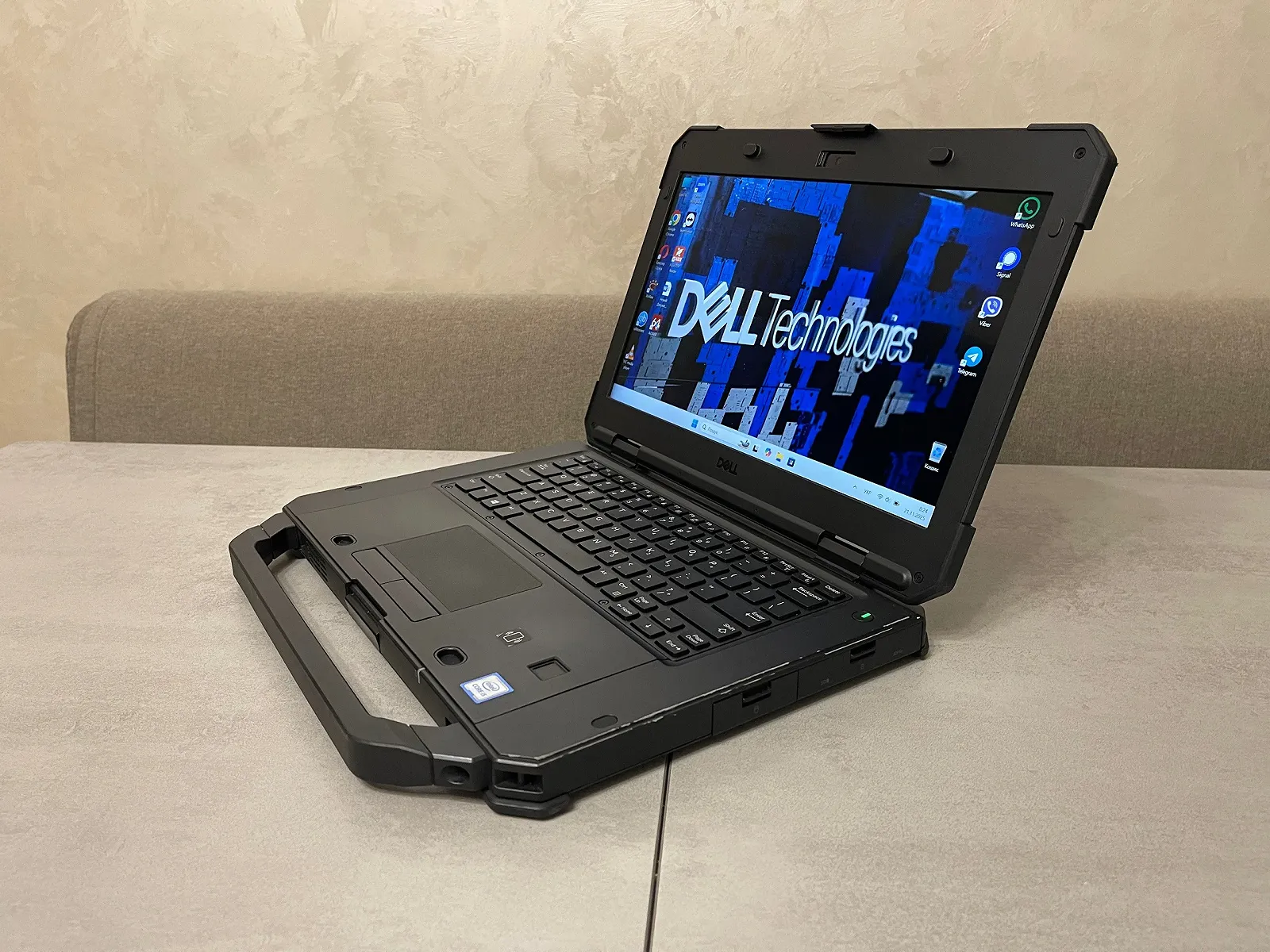 Захищений ноутбук Dell 5420 Rugged, 14" FHD IPS, i5-8350U, 16GB, 256GB, 4G LTE, фото №3