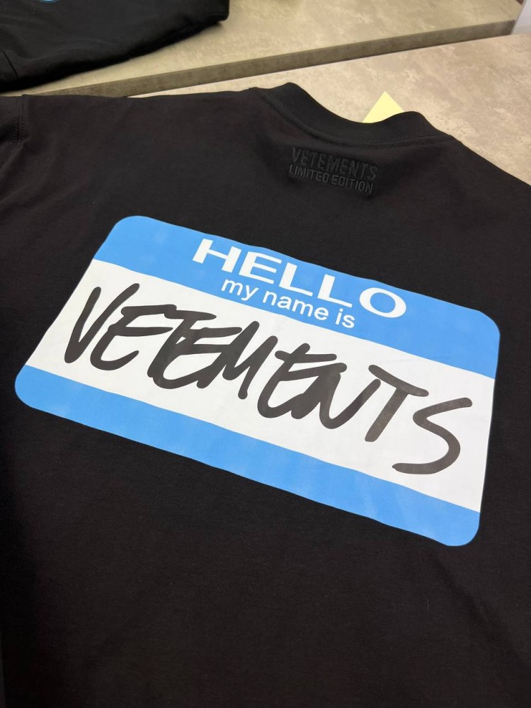 Футболка черная Vetements Hello black f650, фото №6 Футболка черная Vetements Hello black f650, фото №6