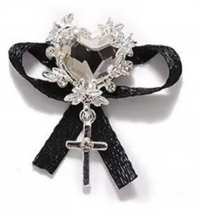 Украшения для ногтей Бабочки, кристаллы, 3D сердце, бриллианты, 50 шт, 1,5 x 2,8 см Цвет: 38 EU - Фото 1