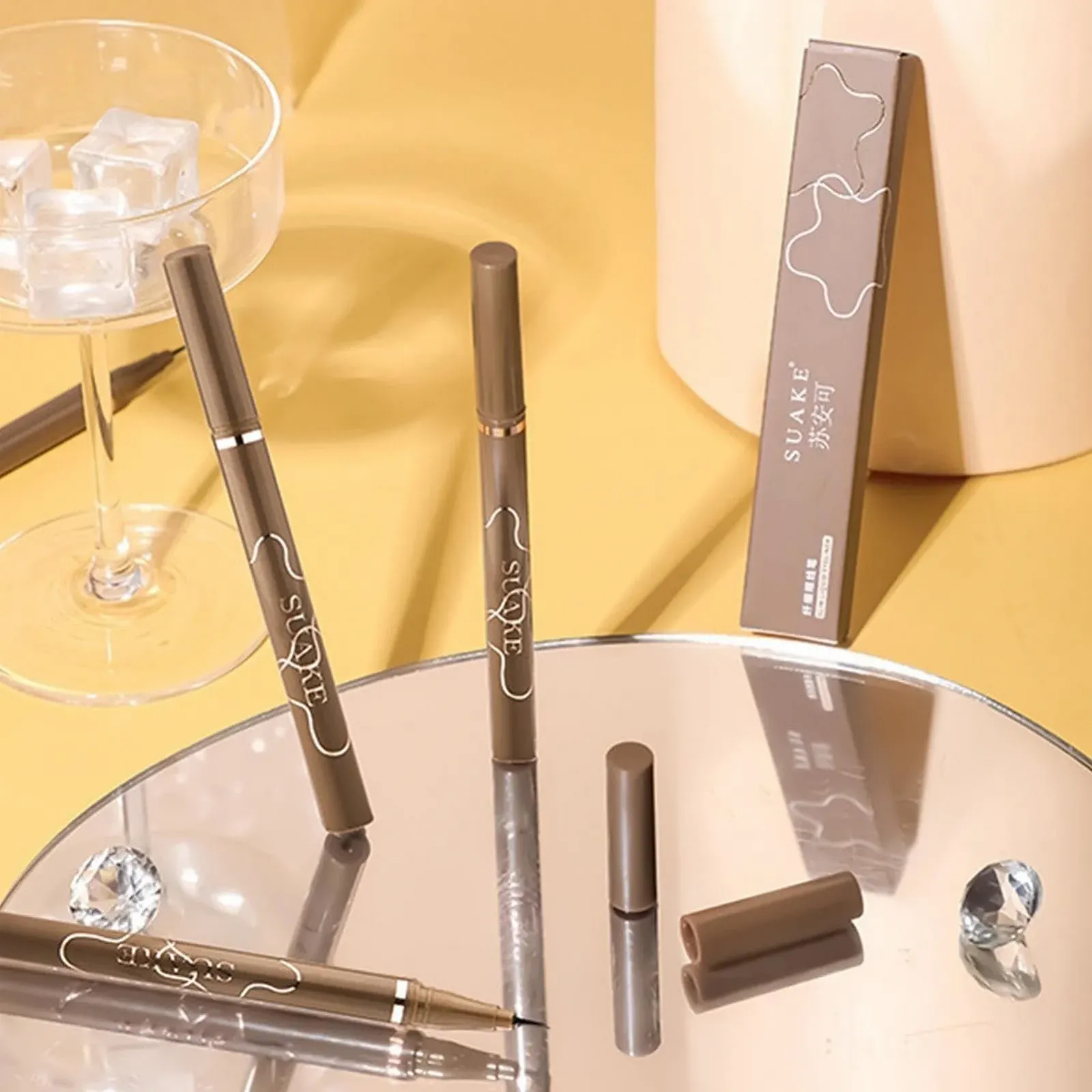 Підводка для очей Fowybe чорна, фото №3 Підводка для очей Fowybe чорна, фото №3