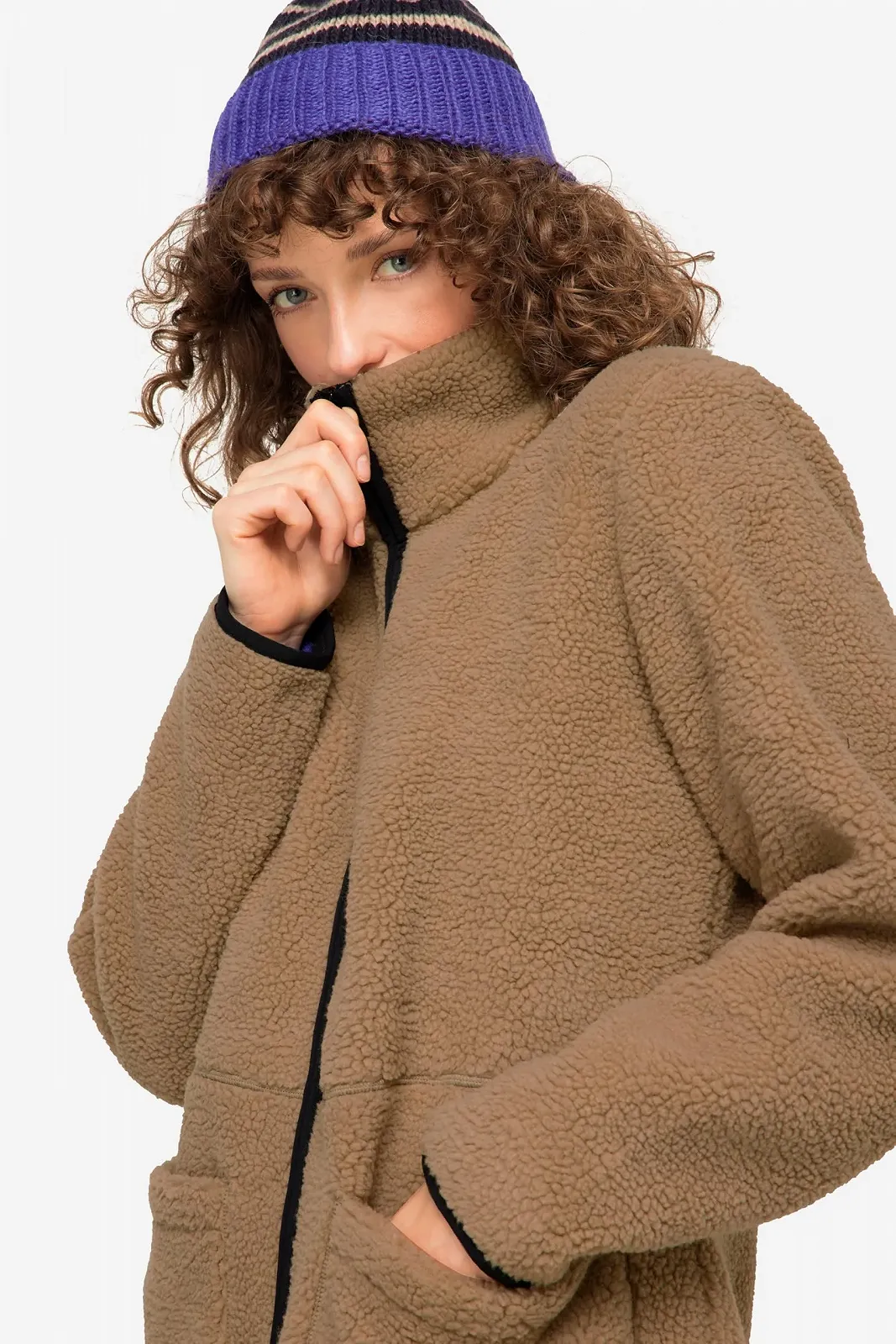 Пальто Teddy Lauras Teddy Fleece, комір-стійка, двостороння застібка-блискавка, 822179, фото №6 Пальто Teddy Lauras Teddy Fleece, комір-стійка, двостороння застібка-блискавка, 822179, фото №6