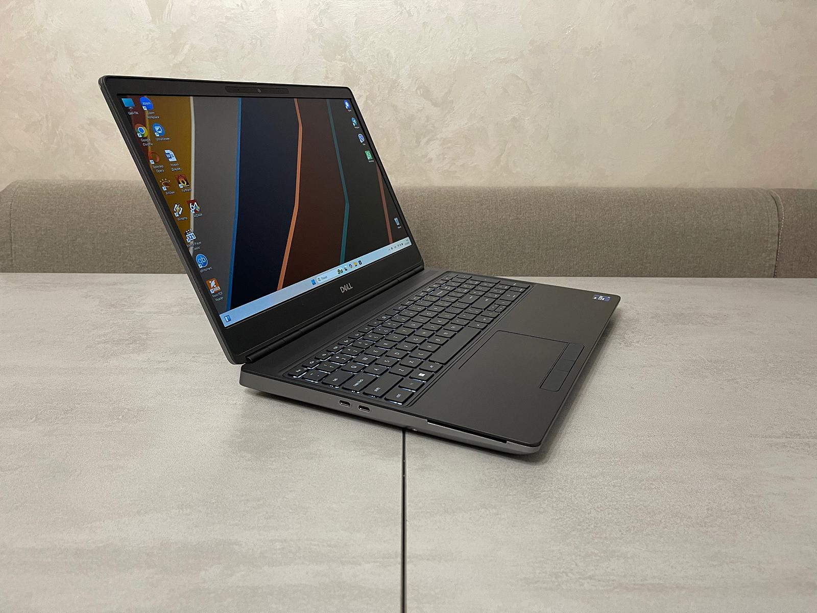 Ноутбук Dell Precision 7560, 15,6", i9-11950H, 32GB, 512GB SSD, RTX A2000 4GB, фото №4 Ноутбук Dell Precision 7560, 15,6", i9-11950H, 32GB, 512GB SSD, RTX A2000 4GB, фото №4