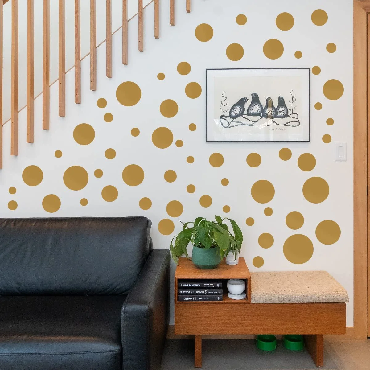 Наклейка на стіну WandSticker4U Golden Dots 116 шт золота, фото №2 Наклейка на стіну WandSticker4U Golden Dots 116 шт золота, фото №2