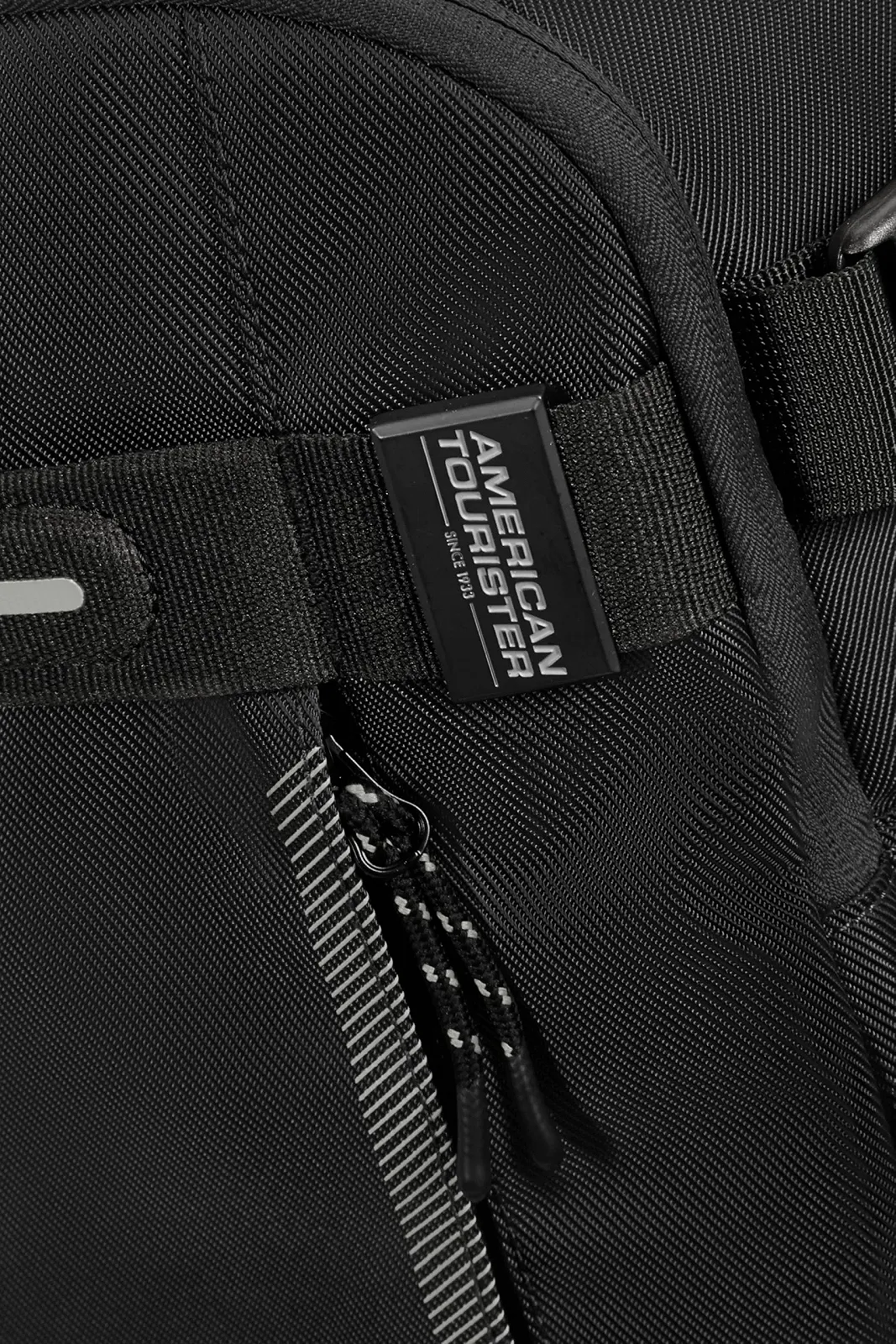 Рюкзак для ноутбука American Tourister Urban Track 15.6 дюйма 45 см 29 L Asphalt Black, фото №11 Рюкзак для ноутбука American Tourister Urban Track 15.6 дюйма 45 см 29 L Asphalt Black, фото №11