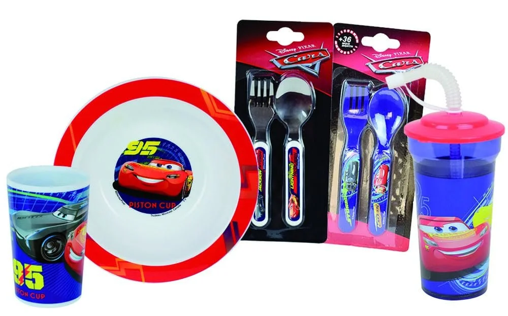 Детский набор посуды Сars Disney: стакан 220 мл, суповая тарелка диаметром 16 см, стакан с соломинкой 400 мл и 2 набора с 2 крышками высотой 13,5 см многоразовый, фото №1