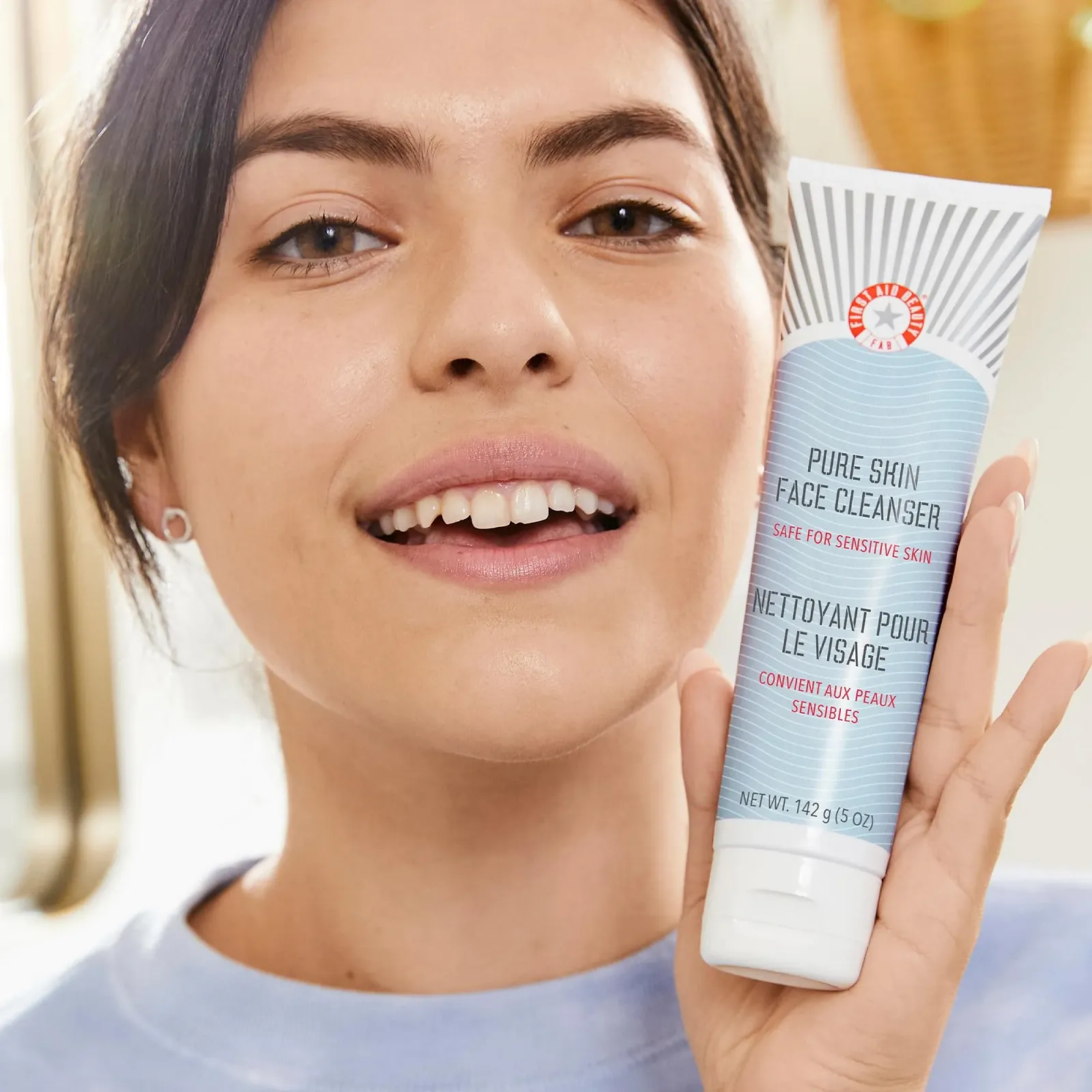 Очищуючий засіб для обличчя First Aid Beauty Face Cleanser, фото №7