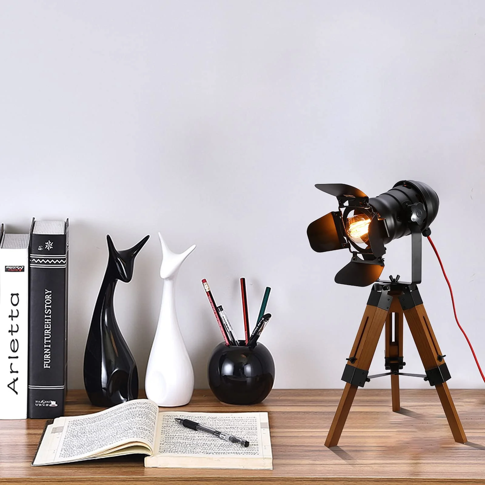 Настільна лампа LED індустріальна дерев'яна тринога цоколь E27 регульована висота, фото №5