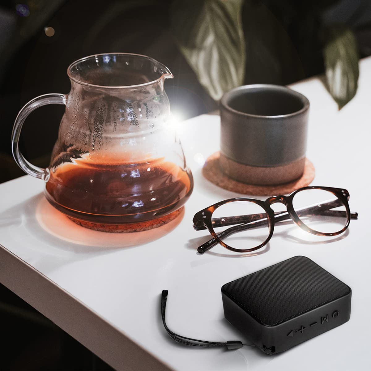 Компактна колонка LogiLink SP0057 Bluetooth 5.0 для відтворення музики (microSD, USB-A, AUX) з вбудованим FM Radio, підтримка функції гучного зв'язку, Чорна, фото №4