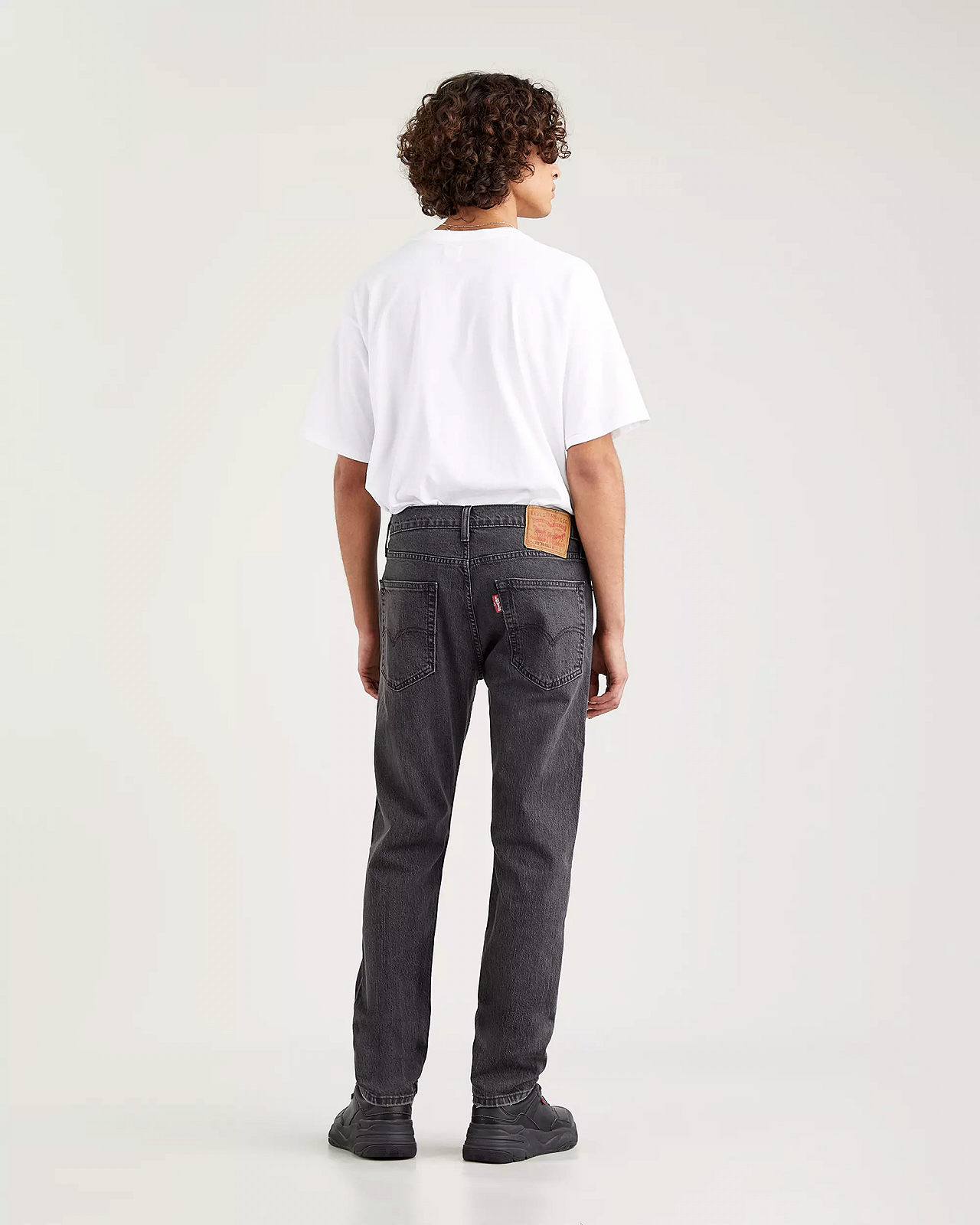 Чоловічі джинси Levis - 502 Taper Hi Ball Soft Smoke - Mens - 28, фото №3 Чоловічі джинси Levis - 502 Taper Hi Ball Soft Smoke - Mens - 28, фото №3