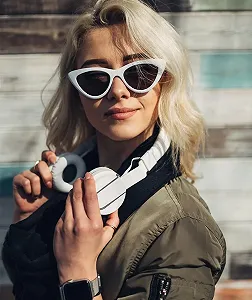 Солнцезащитные очки YISIZES Женские Cat Eye Vintage UV400 защита 90-х годов ретро 12 шт, черно-белые synthetic.ua - Фото 1