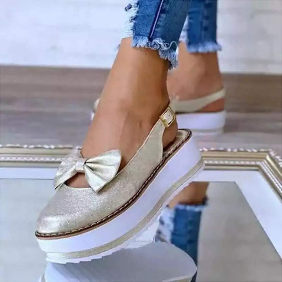 Женские Сандали Кожаные на Платформе с Бантом Закрытый Носок, фото №1