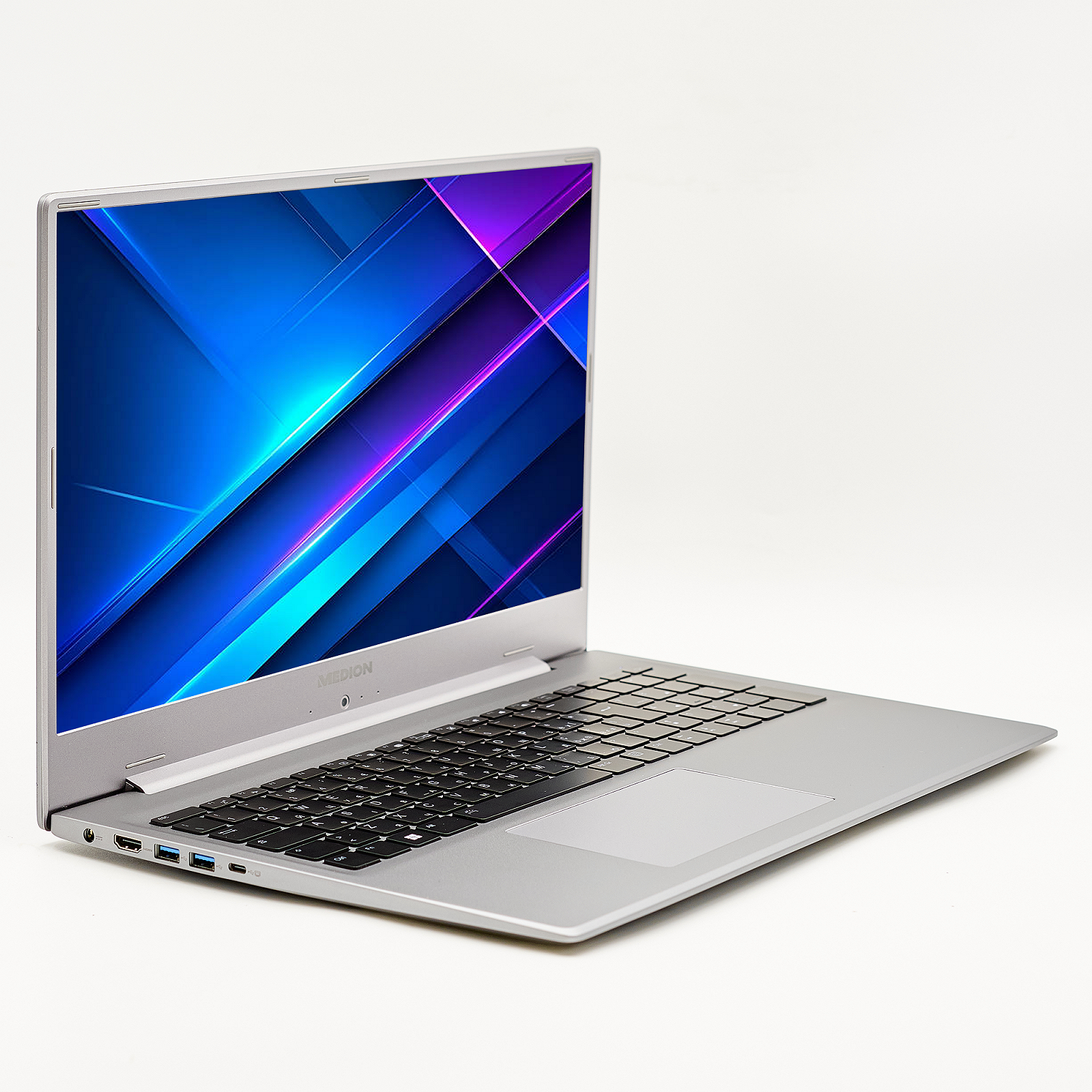 Игровой ноутбук Medion Akoya P17609 Intel Core i7-1165G7 ОЗУ 16 ГБ SSD 512 ГБ + HDD 1 ТБ Nvidia GeForce Win10, фото №3