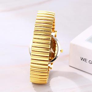 Аналоговий жіночий годинник OIDEA золотистий synthetic.ua - Фото 1